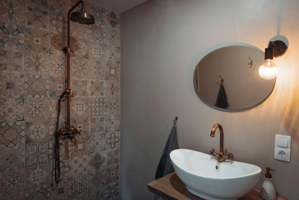 Teatra Street Apartment Balvi Buitenkant foto